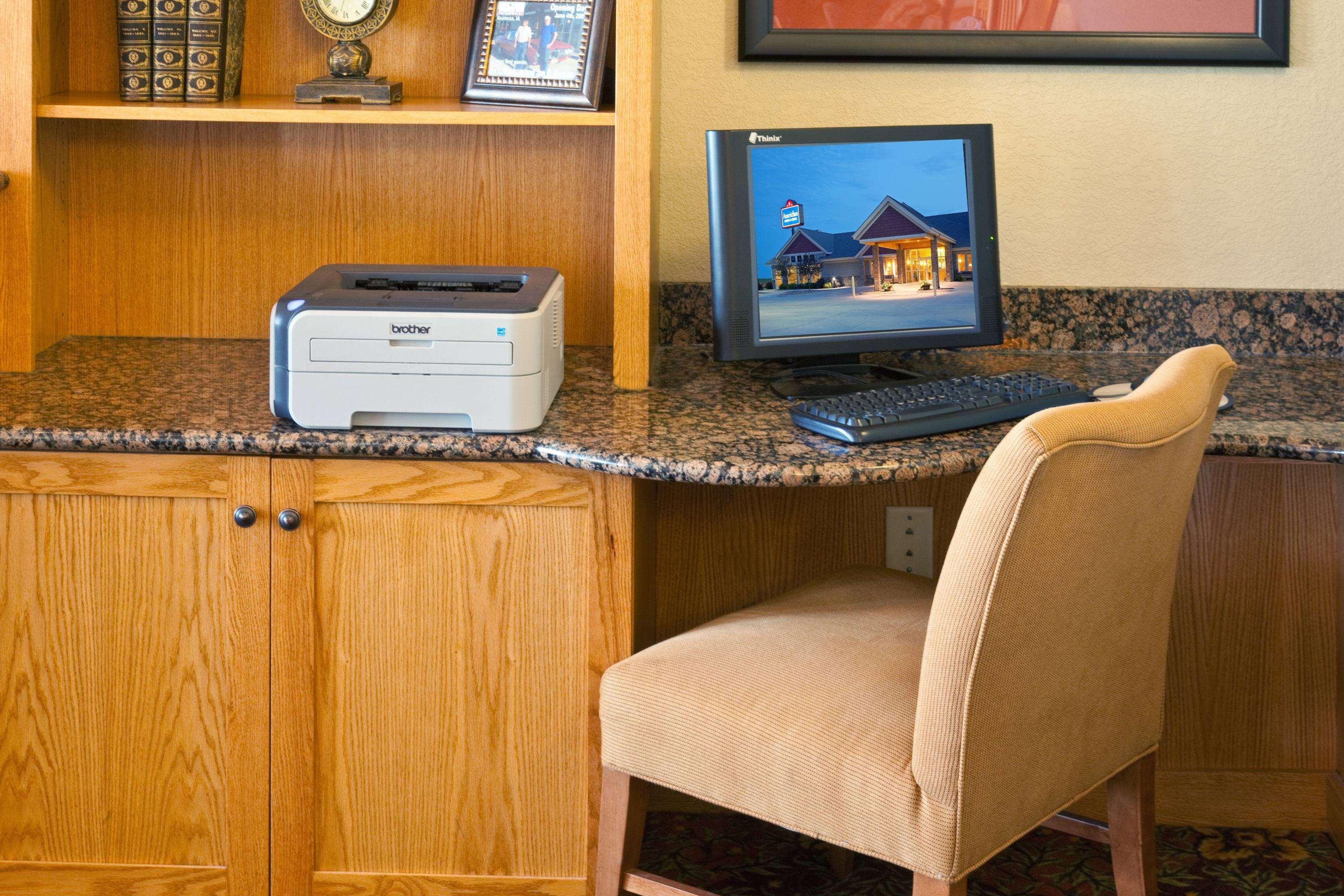 Americinn By Wyndham Anamosa Ngoại thất bức ảnh